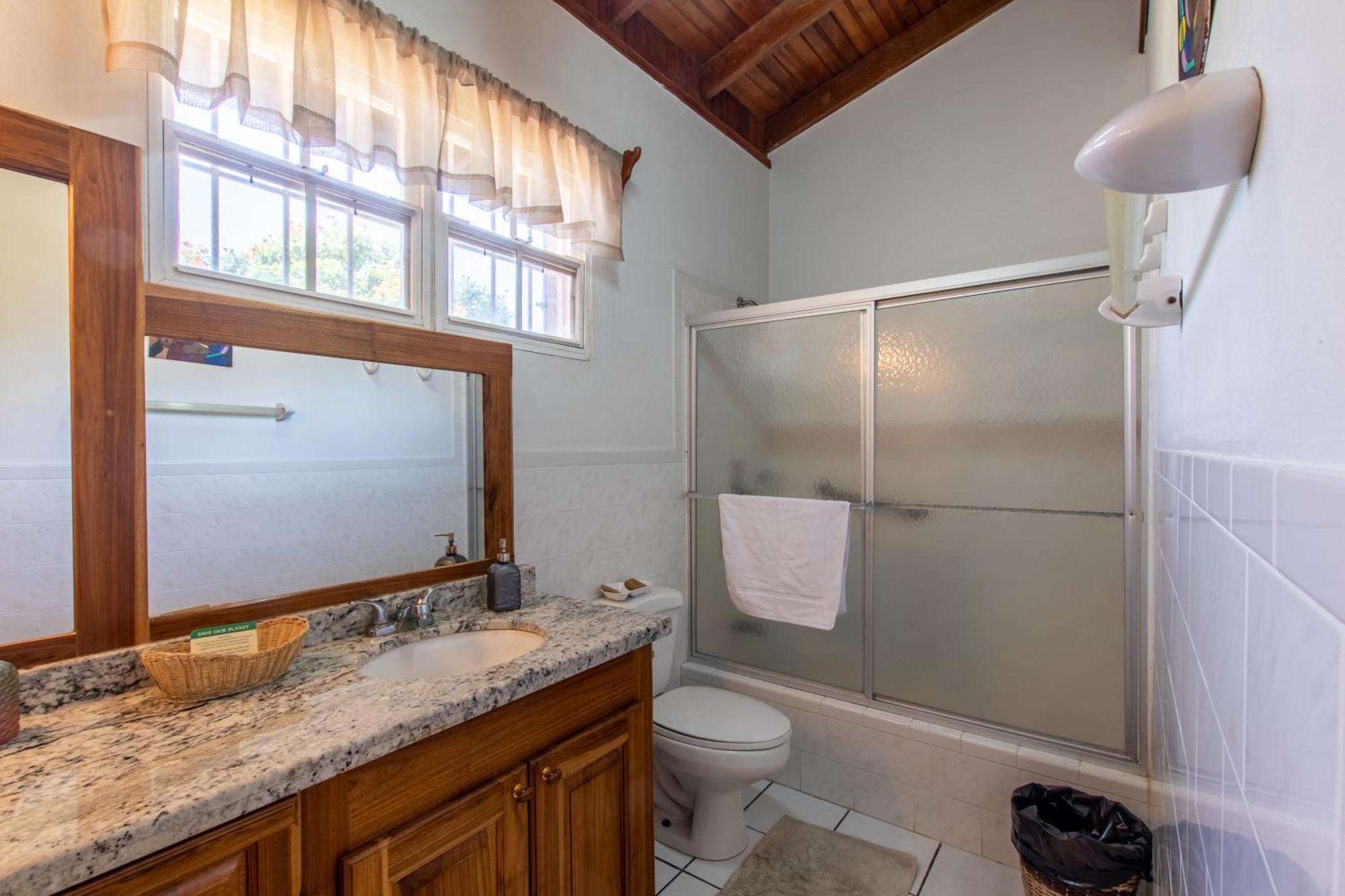 Miramar Suites Placencia Kültér fotó