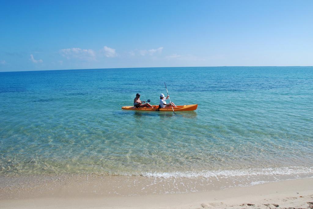 Miramar Suites Placencia Kültér fotó
